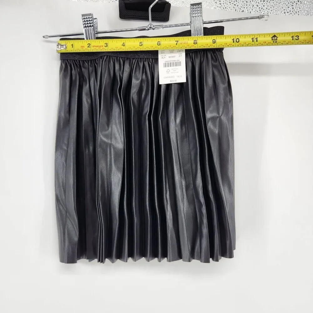Crewcuts Childrens Girls Black 6-7 Faux‎ Leather Pleated Skirt NWT